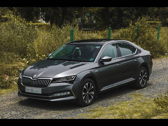 Used Skoda Superb [2020-2023] L&K AT in Delhi