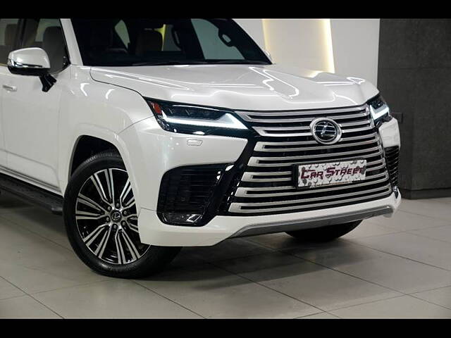 Used Lexus LX 500d in Delhi