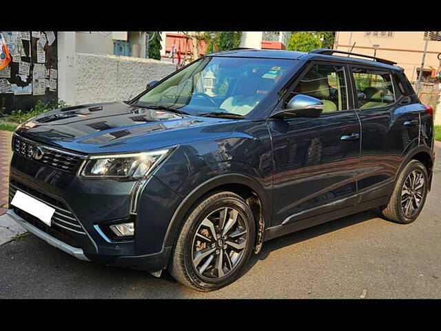 Used Mahindra XUV300 [2019-2024] W8 (O) 1.5 Diesel [2020] in Kolkata