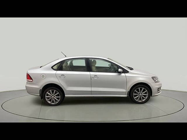 Used Volkswagen Vento [2015-2019] Highline Plus 1.5 AT (D) 16 Alloy in Hyderabad