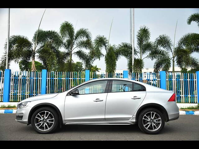 Used Volvo S60 [2015-2020] Cross Country Inscription [2016-2020] in Kolkata