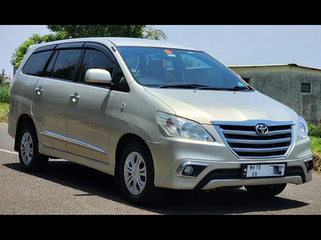 Used 2015 Toyota Innova in Nashik