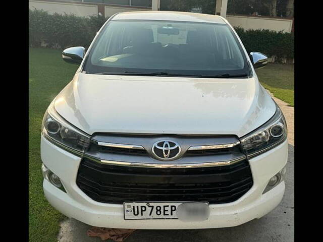 Used 2016 Toyota Innova Crysta in Kanpur