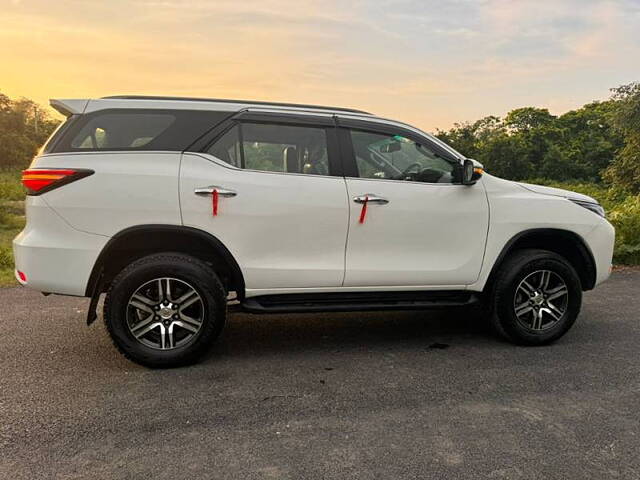 Used Toyota Fortuner 4X2 AT 2.8 Diesel in Delhi