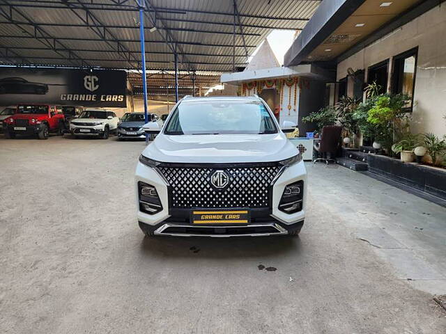 Used 2023 MG Hector Plus in Thane