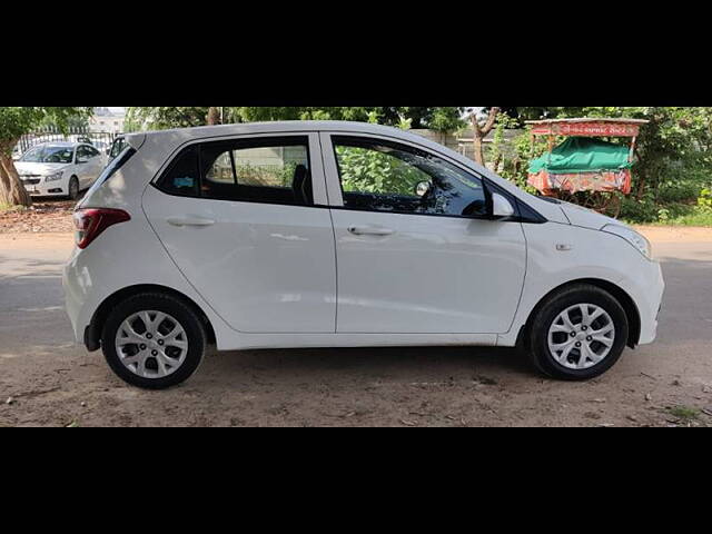 Used Hyundai Grand i10 Magna 1.2 Kappa VTVT [2017-2020] in Ahmedabad