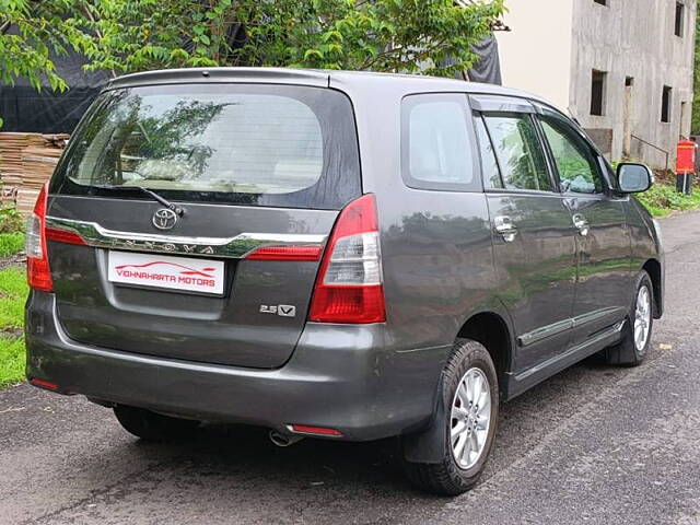 Used Toyota Innova [2013-2014] 2.5 VX 8 STR BS-III in Mumbai