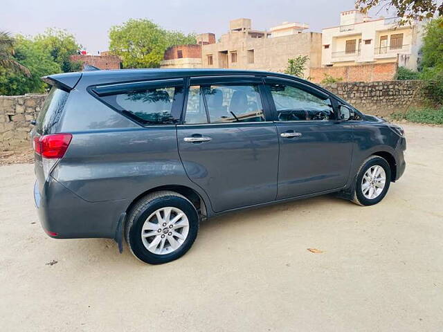 Used Toyota Innova Crysta [2016-2020] 2.4 V Diesel in Lucknow