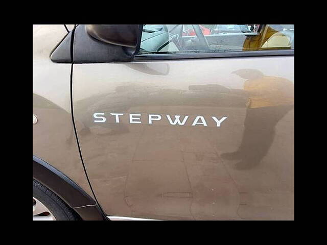 Used Renault Lodgy 110 PS RXZ Stepway 7 STR in Delhi