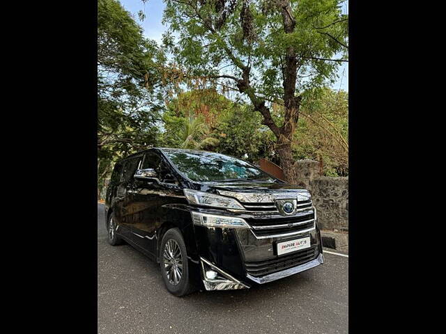 Used Toyota Vellfire VIP – Executive Lounge in Chennai