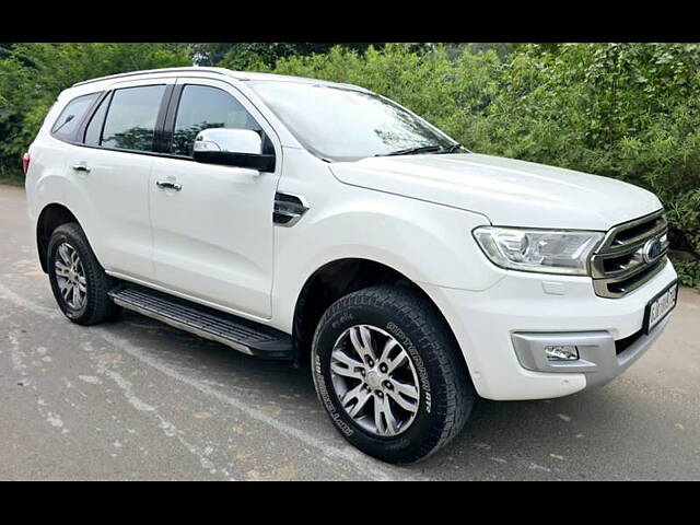 Used Ford Endeavour [2016-2019] Titanium 3.2 4x4 AT in Ahmedabad