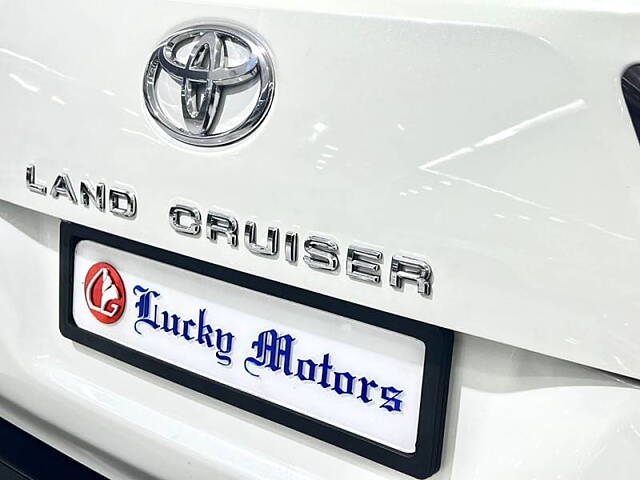 Used Toyota Land Cruiser [2011-2015] LC 200 VX in Mumbai