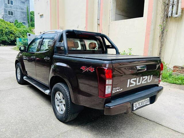 Used Isuzu D-Max V-Cross [2016-2018] 4x4 in Delhi