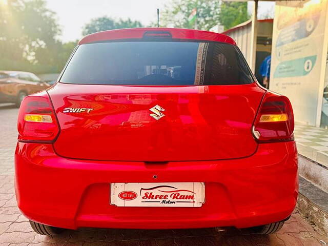 Used Maruti Suzuki Swift [2018-2021] VXi AMT in Ahmedabad