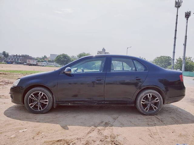 Used Volkswagen Jetta [2008-2011] Trendline 2.0L TDI in Ahmedabad