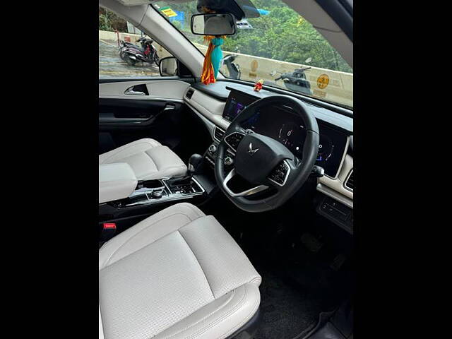 Used Mahindra XUV700 AX 7 Diesel  AT Luxury Pack 7 STR [2021] in Thane