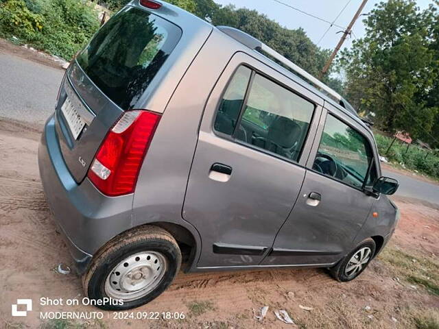 Used Maruti Suzuki Wagon R 1.0 [2014-2019] LXI in Vadodara