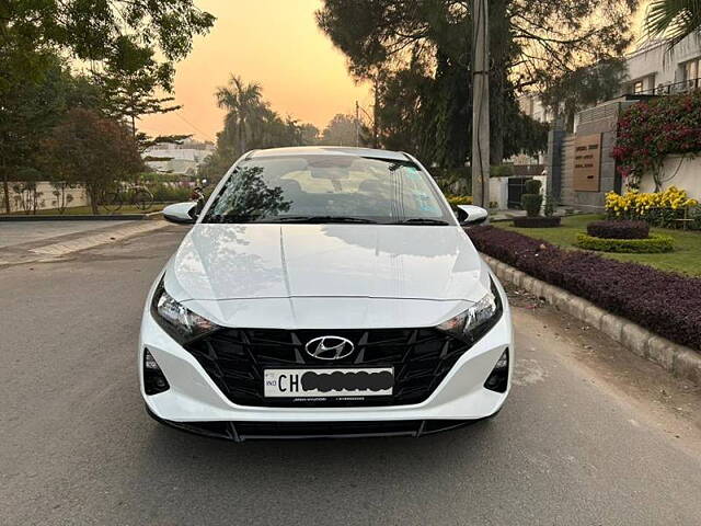 Used Hyundai i20 [2020-2023] Sportz 1.2 IVT [2020-2023] in Chandigarh