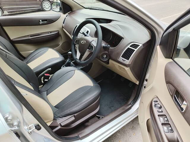 Used Hyundai i20 [2010-2012] Sportz 1.2 BS-IV in Bangalore