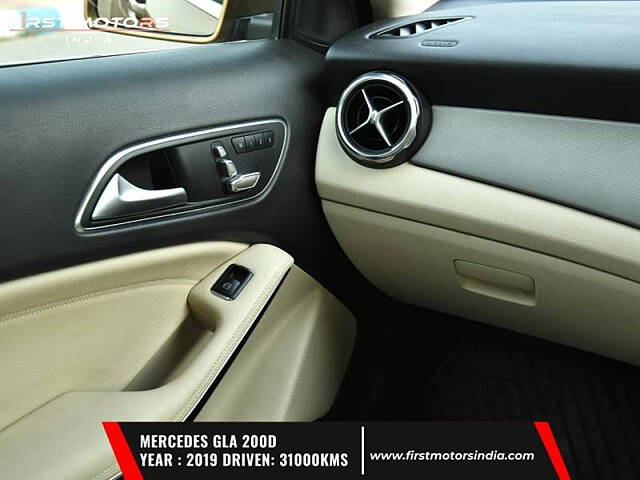 Used Mercedes-Benz GLA [2017-2020] 200 d Sport in Kolkata