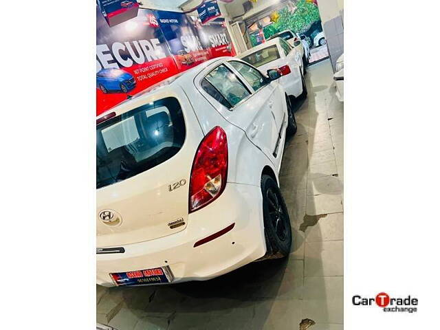 Used Hyundai i20 [2010-2012] Sportz 1.4 CRDI in Kanpur