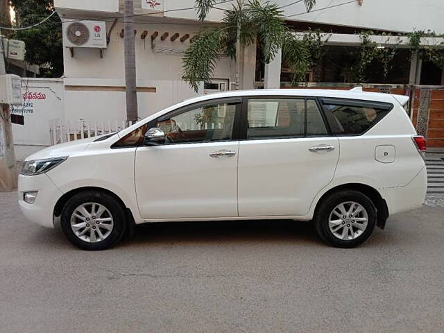 Used Toyota Innova Crysta [2016-2020] 2.4 G 8 STR [2016-2017] in Hyderabad