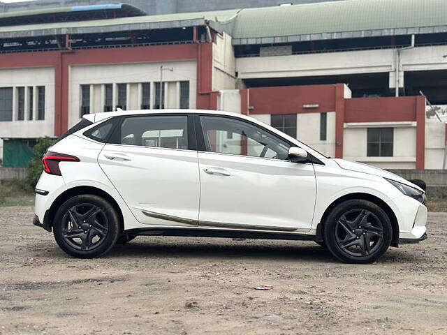 Used Hyundai i20 [2020-2023] Sportz 1.2 MT [2020-2023] in Delhi