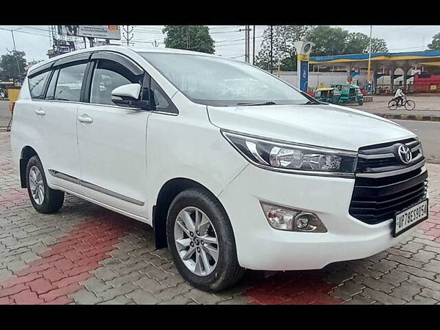 Used Toyota Innova Crysta [2016-2020] 2.4 G 7 STR [2016-2017] in Kanpur