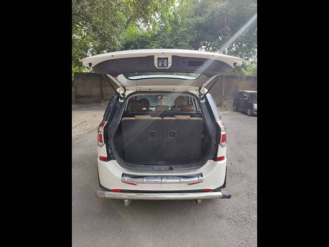 Used Mahindra XUV500 W11 in Delhi