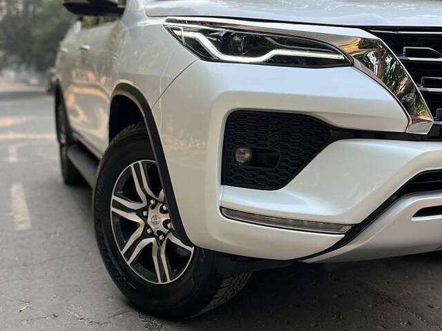 Used Toyota Fortuner 4X2 AT 2.7 Petrol in Delhi