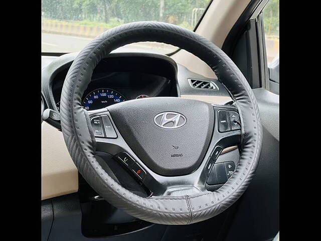 Used Hyundai Xcent [2014-2017] SX 1.1 CRDi (O) in Nashik