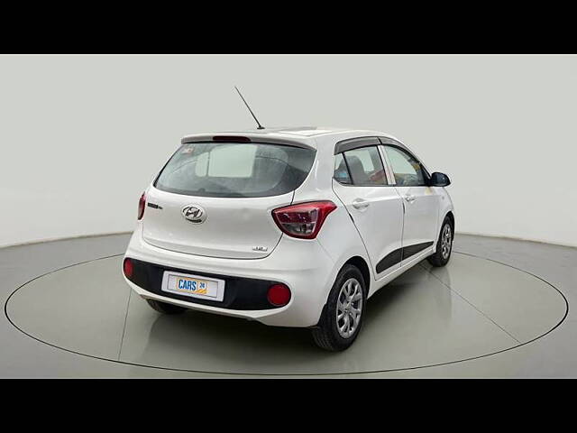 Used Hyundai Grand i10 Magna 1.2 Kappa VTVT in Delhi