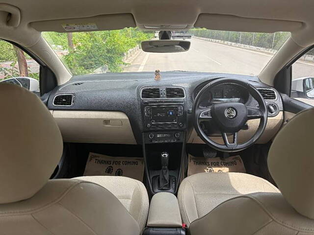 Used Skoda Rapid Style 1.6 MPI AT in Hyderabad