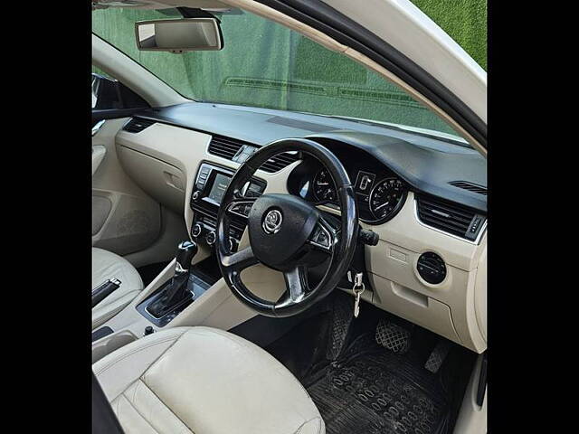 Used Skoda Octavia [2013-2015] Elegance 1.8 TSI AT in Mumbai