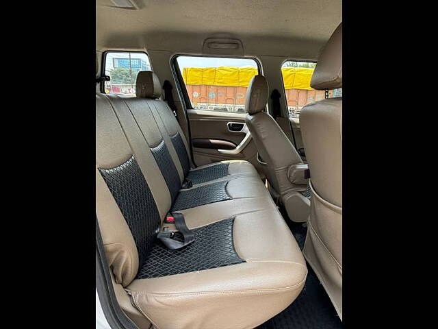 Used Mahindra TUV300 [2015-2019] T8 AMT in Noida