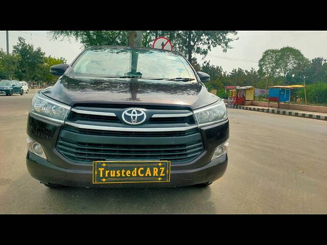 Used Toyota Innova Crysta [2016-2020] 2.4 G 8 STR [2016-2017] in Lucknow