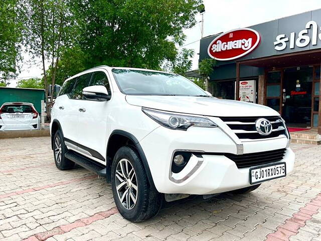 Used Toyota Fortuner [2016-2021] 2.8 4x4 AT [2016-2020] in Ahmedabad