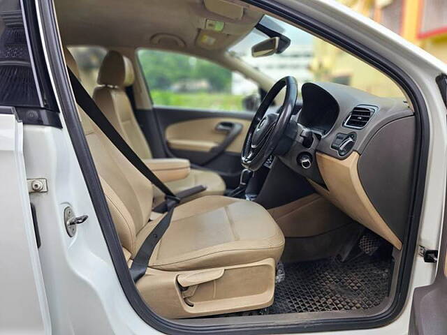 Used Volkswagen Vento [2015-2019] Highline Plus 1.2 (P) AT 16 Alloy in Kolkata