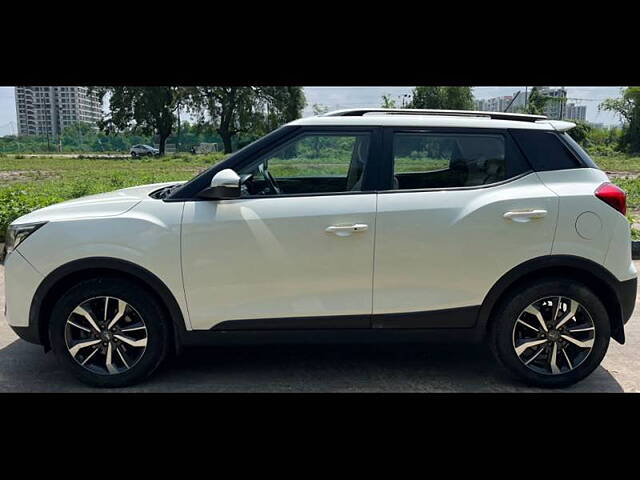 Used Mahindra XUV300 [2019-2024] 1.5 W8 (O) AMT [2019-2020] in Vadodara