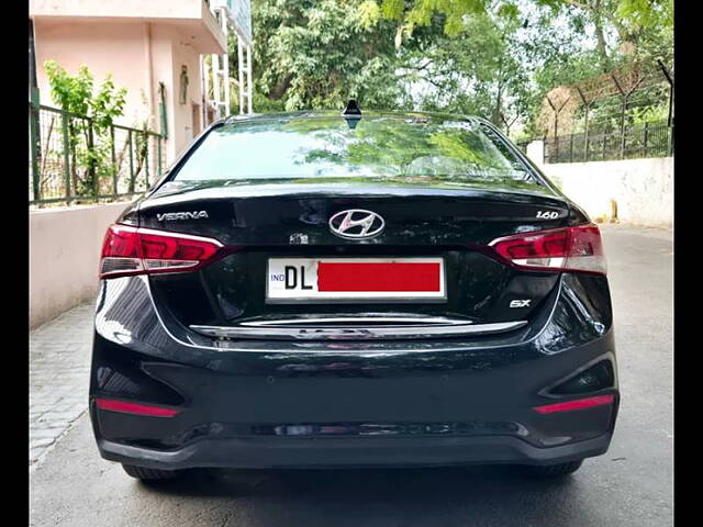 Used Hyundai Verna [2017-2020] SX (O) 1.6 CRDi  AT in Delhi