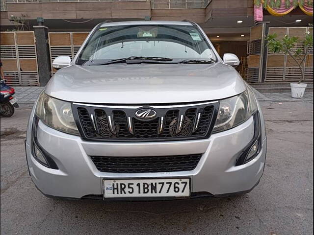 Used 2017 Mahindra XUV500 in Delhi