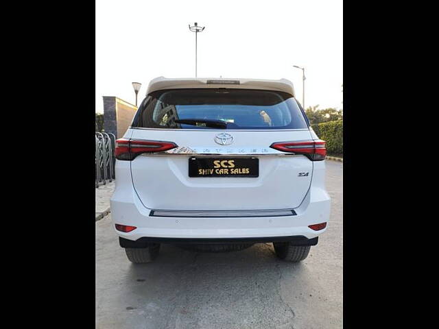 Used Toyota Fortuner 4X4 AT 2.8 Diesel in Delhi