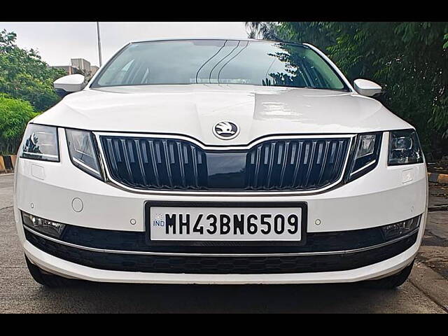 Used 2019 Skoda Octavia in Mumbai