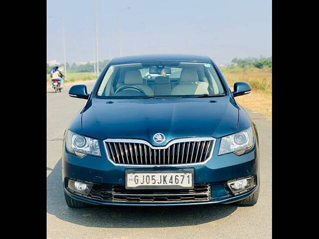 Used 2014 Skoda Superb in Surat