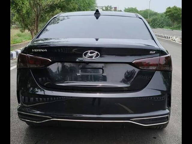 Used Hyundai Verna [2020-2023] SX 1.5 CRDi in Delhi