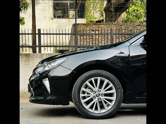 Used Toyota Camry Hybrid in Delhi