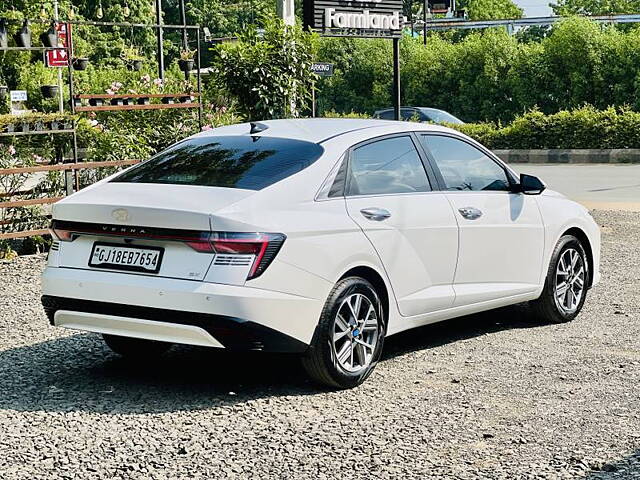 Used Hyundai Verna SX 1.5 Petrol IVT in Ahmedabad