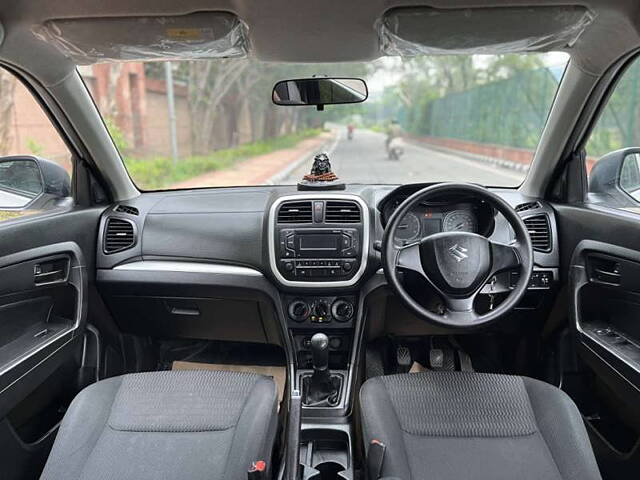 Used Maruti Suzuki Brezza LXi in Delhi