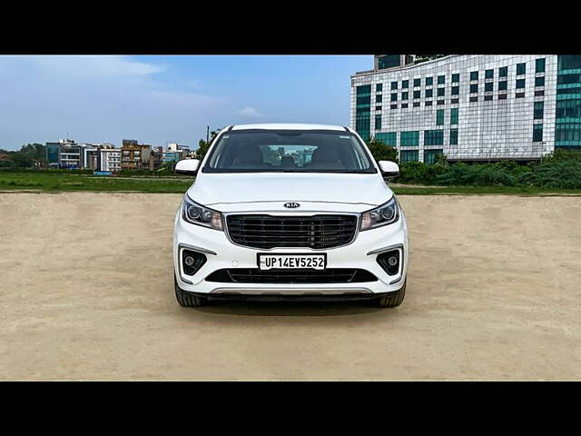 Used 2021 Kia Carnival in Delhi