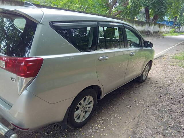 Used Toyota Innova Crysta [2016-2020] 2.4 G 8 STR [2016-2017] in Varanasi